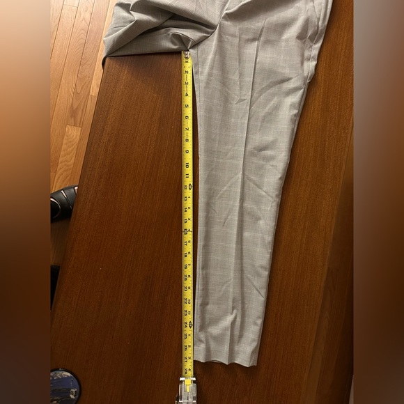 NWT Uniqlo Plaid Pant Gray Size Medium - Picture 5 of 5